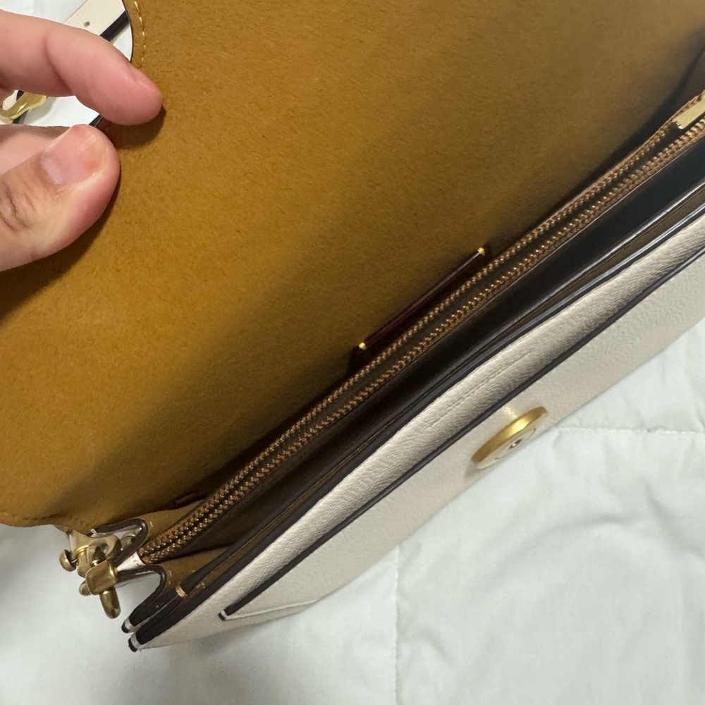 Coach Tabby 26 Shoulder Bag - Picture 3 of 7